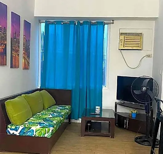 Transient Family Hotel Manila